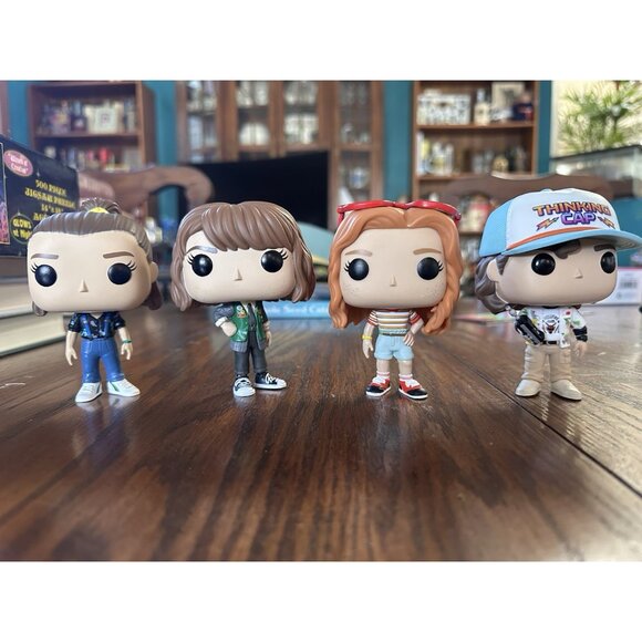 Lot Of 4 Stranger Things Funko Pops Dustin, Robin, Eleven, Max - Picture 1 of 6